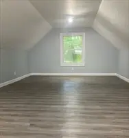 45 Pilgrim Ave, Worcester, MA 01604