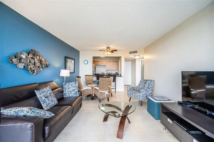 1830 Embassy Drive #409, West Palm Beach, FL 33401 - #3