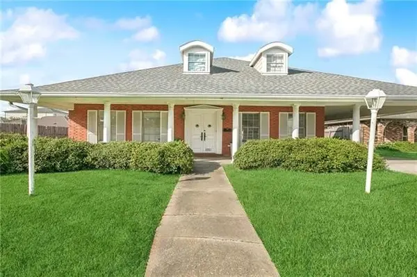 1701 LIVE OAK Street, Metairie, LA 70005