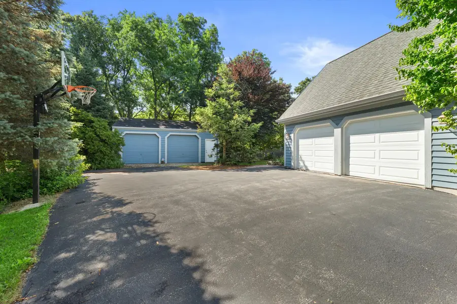 W326S1480 Forest Hills Dr, Genesee, WI 53018 - #2