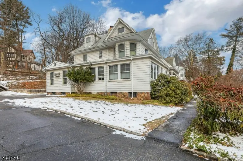 16 N Mountain Ave, Montclair, NJ 07042 - #2