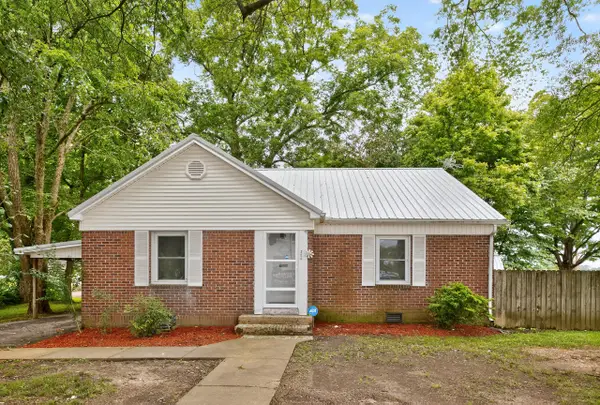 304 Poplar, Paris, TN 38242