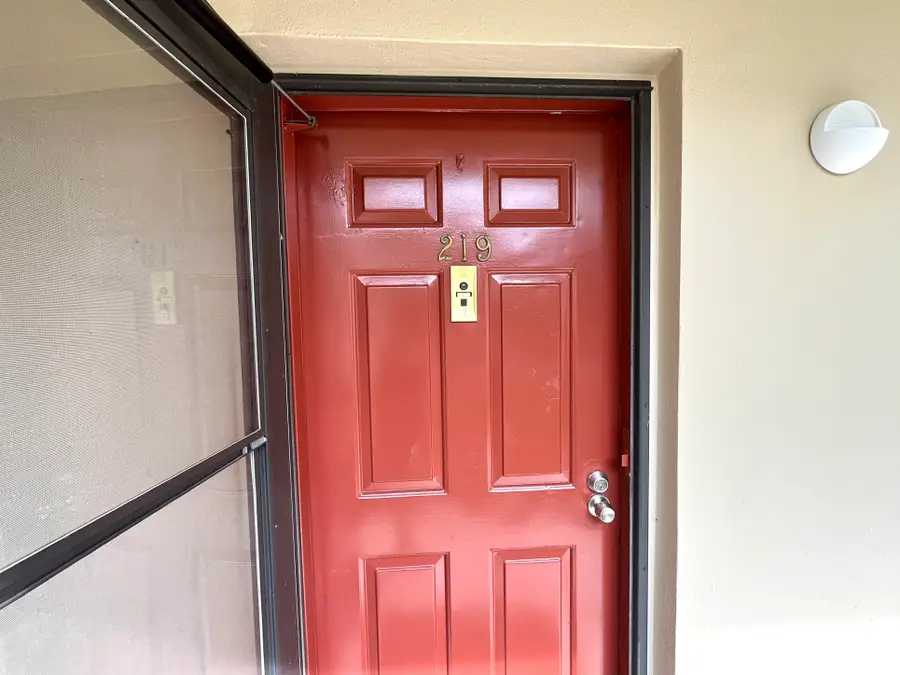 3300 Fox Chase Circle N #219, Palm Harbor, FL 34683 - #2
