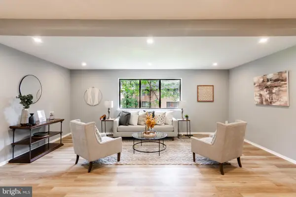 7374 Hickory Log Cir, COLUMBIA, MD 21045