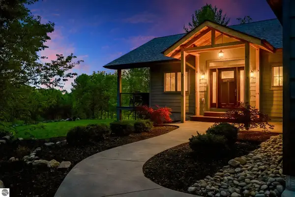 4478 Horseshoe, Bellaire, MI 49615
