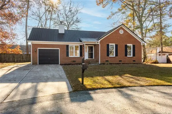 5014 Waterford Drive, Fayetteville, NC 28303