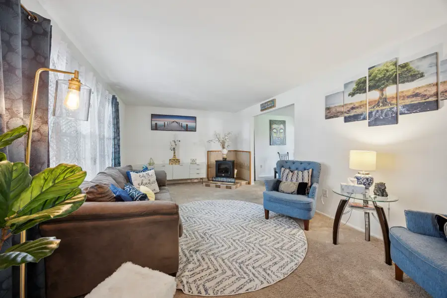 1606 Riversedge Dr, Delanco, NJ 08075 - Image #3