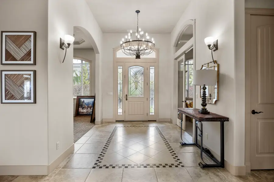 656 Lago Vista Drive, Richland, WA 99352 - #2