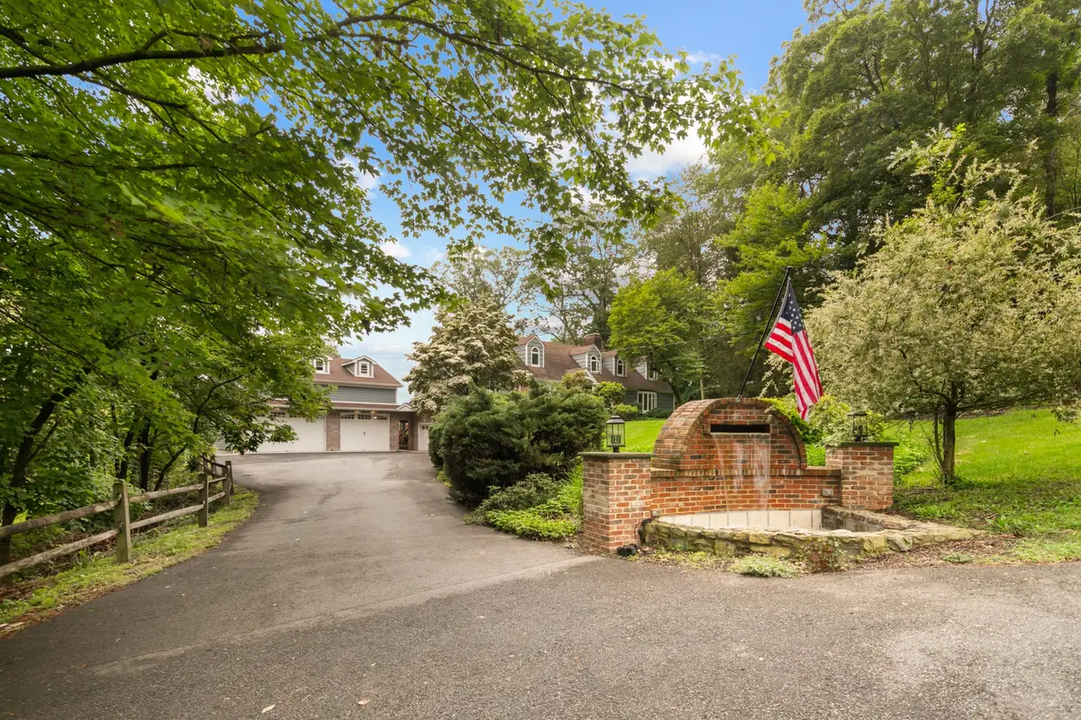 180 Roundtop Rd, Bernardsville, NJ 07924 - Image #1