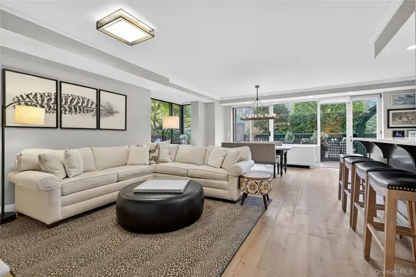 100 Hilton Avenue #M32, Garden City, NY 11530