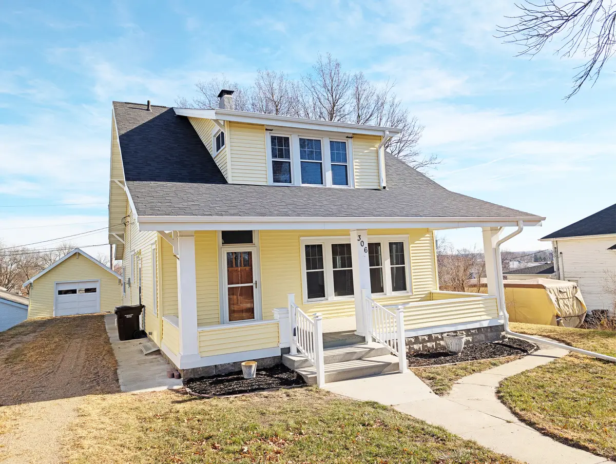 306 N Pine Street, Genoa, NE 68640 - Image #1