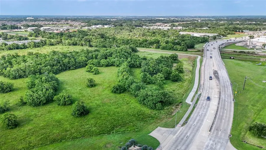 3901 Magnolia Parkway, Pearland, TX 77584 - Image #3