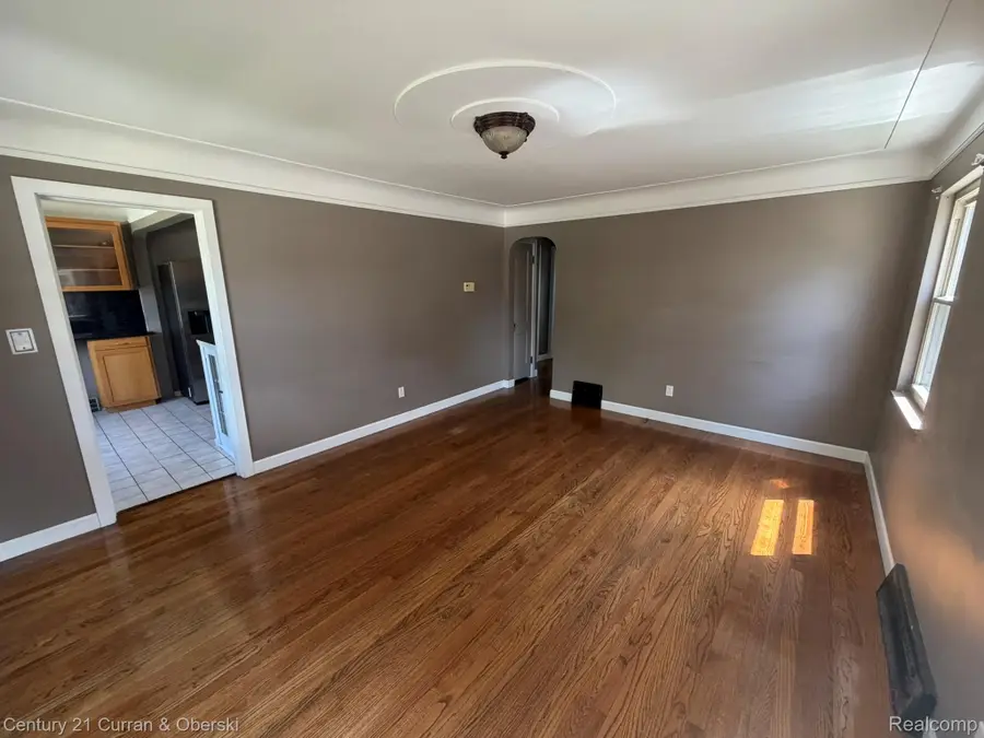 22905 Sheridan Street, Dearborn, MI 48128 - #3