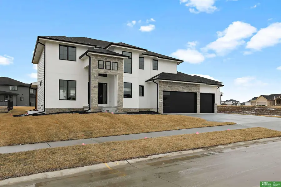 21108 Arlington Street, Elkhorn, NE 68022 - Image #3