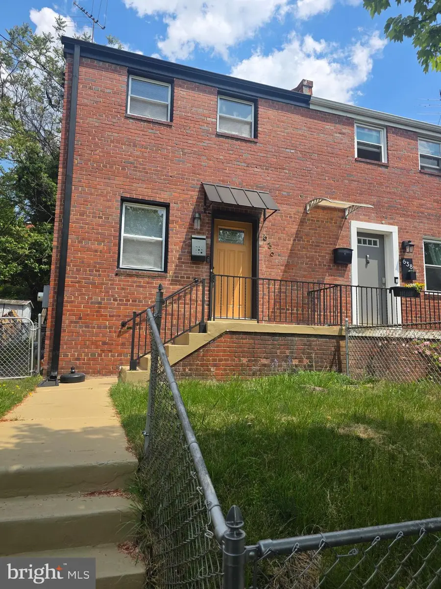 636 Burns Street SE, Washington, DC 20019 - #2