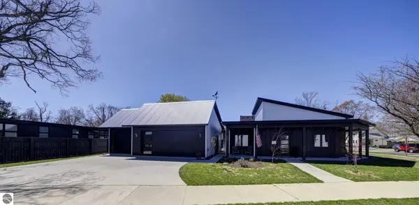 604 Lake, Traverse City, MI 49684