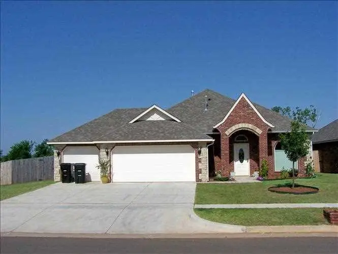 1801 Mead Lane, Moore, OK 73170 - #1