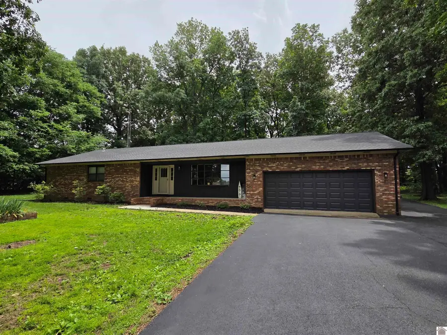 142 Hancock Lane, Benton, KY 42025 - #2