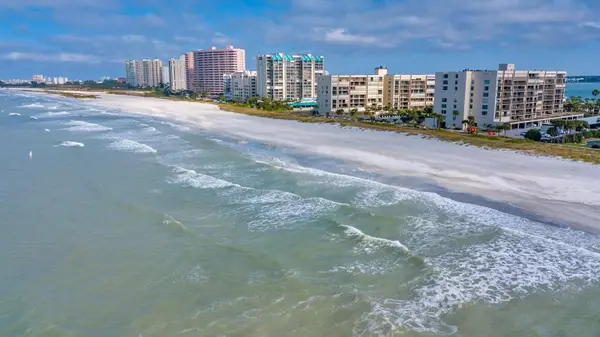 1250 GULF BOULEVARD #1004, CLEARWATER BEACH, FL 33767
