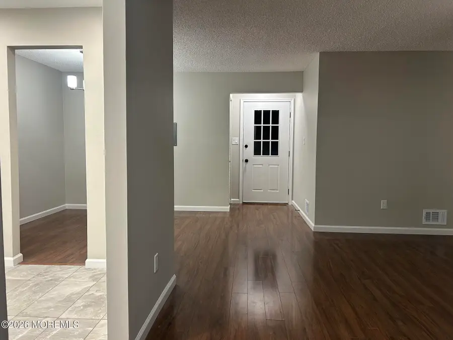 200 Daisy Court, Jackson, NJ 08527 - #3