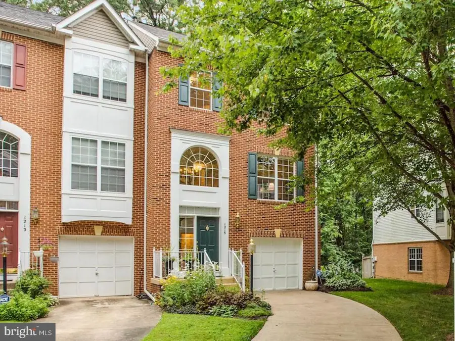 1215 Wild Hawthorn Way, Reston, VA 20194 - #2