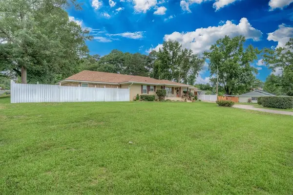5960 Thornhill Avenue, Shreveport, LA 71106