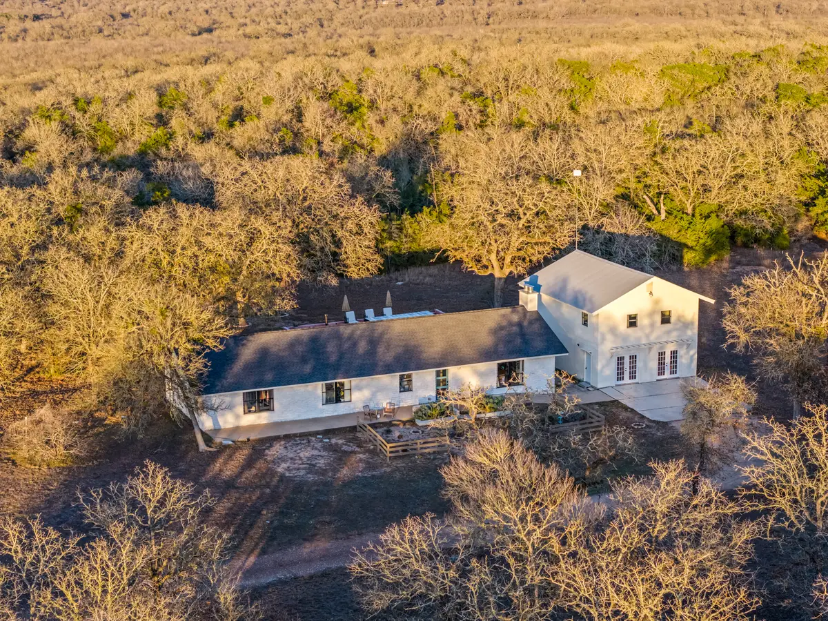 510 Thousand Oaks Dr, Cedar Creek, TX 78612 - #1