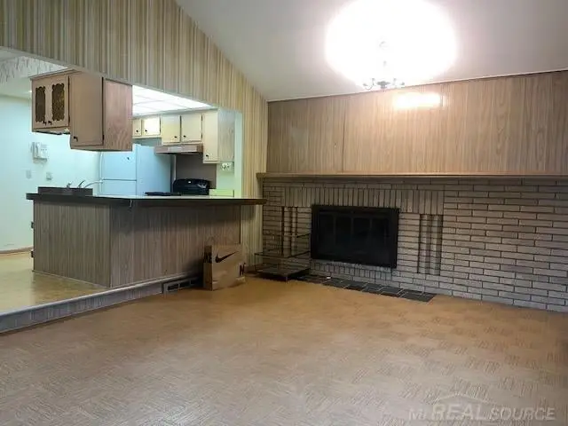 53039 Dryden, Utica, MI 48316 - #3