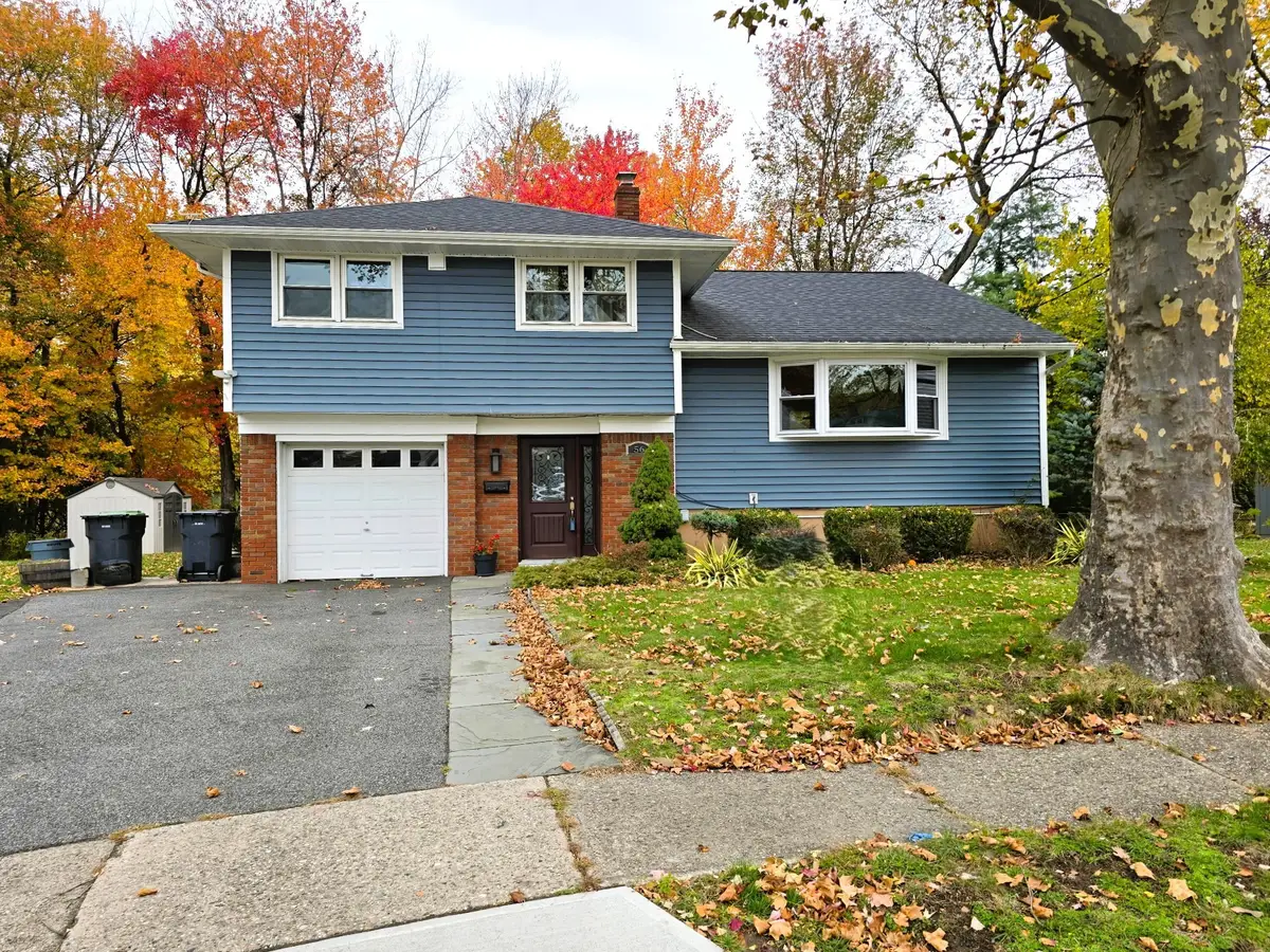 56 Sergent Court, Bergenfield, NJ 07621 - Image #1