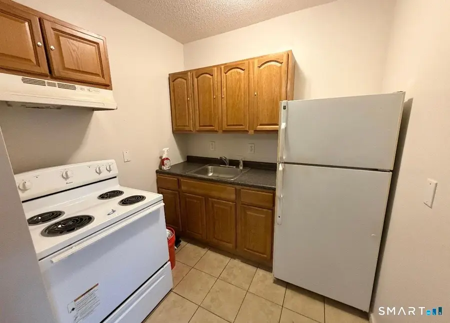 54 Grafton St #A1, Hartford, CT 06106 - #3