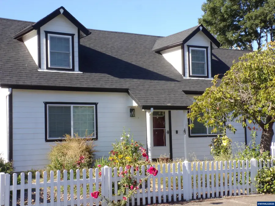 1835 Wakefield Ct, Salem, OR 97304 - Image #3