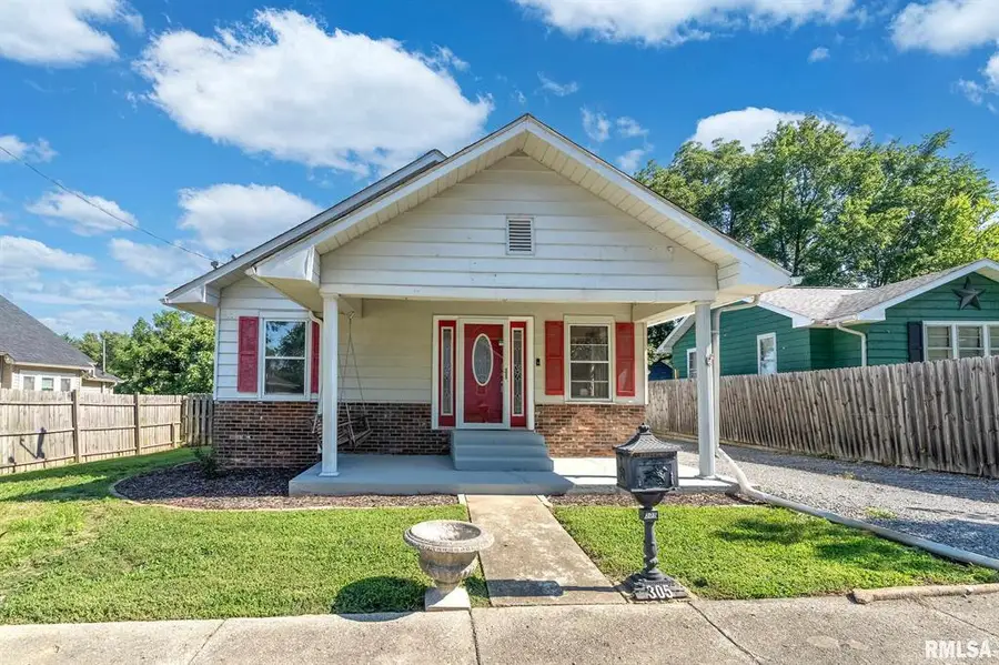 305 W 5th Street, West Frankfort, IL 62896 - #3