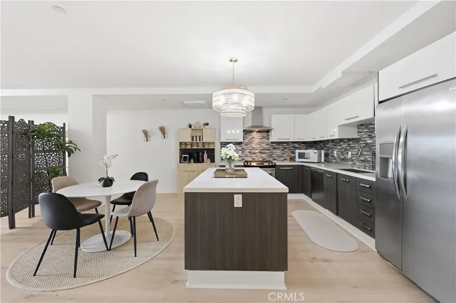 433 Pine #201, Long Beach, CA 90802 - #3