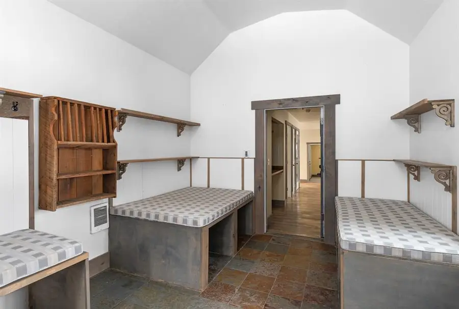 395 Hodgson Road, Columbia Falls, MT 59912 - Image #2