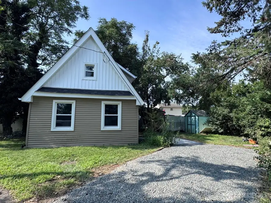 -6 Seaglade Circle #B, Laurence Harbor, NJ 07735 - #2