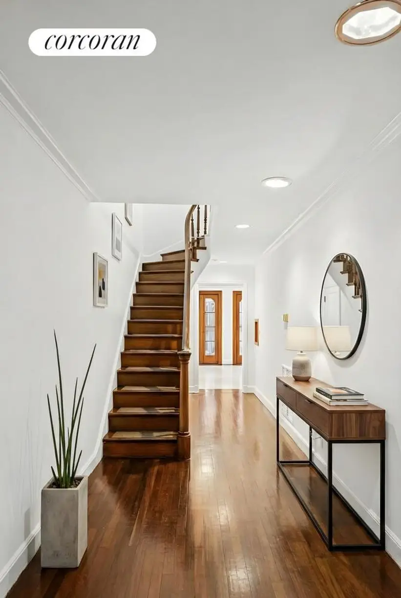 243 E 61st Street, Manhattan, NY 10065 - #2