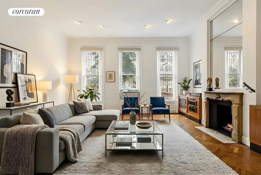 243 E 61st Street, Manhattan, NY 10065 - #3