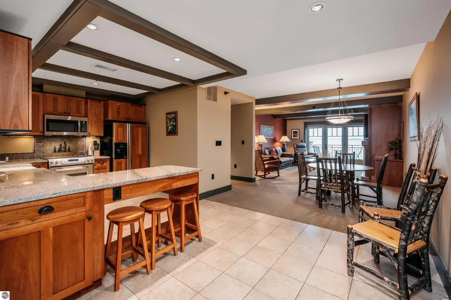 2035 N Us-31 N #2108, Traverse City, MI 49686 - #2