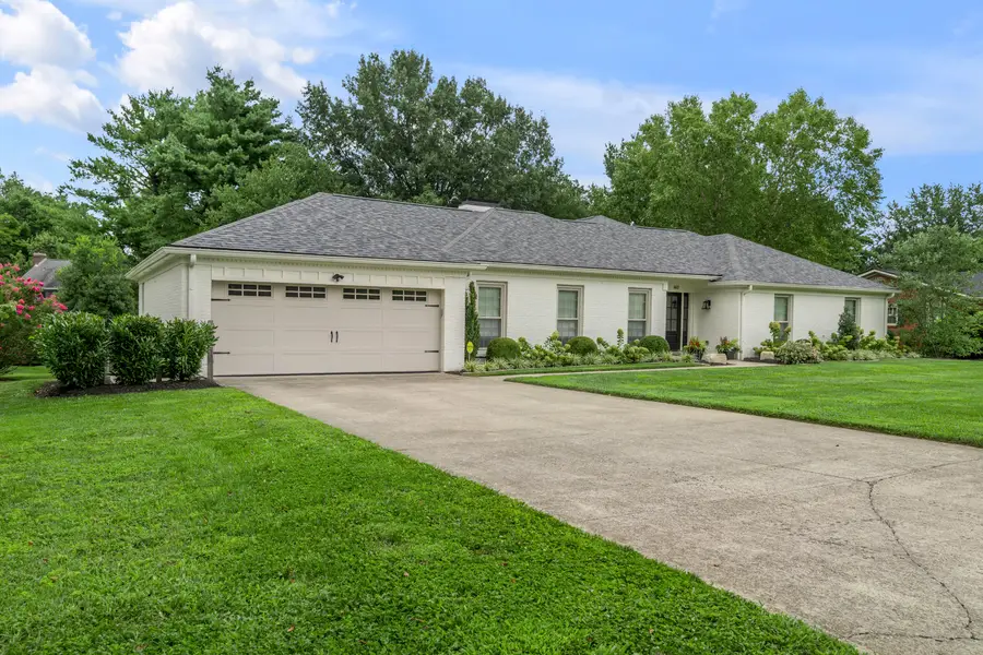 612 Autumn Lane, Lexington, KY 40502 - #2