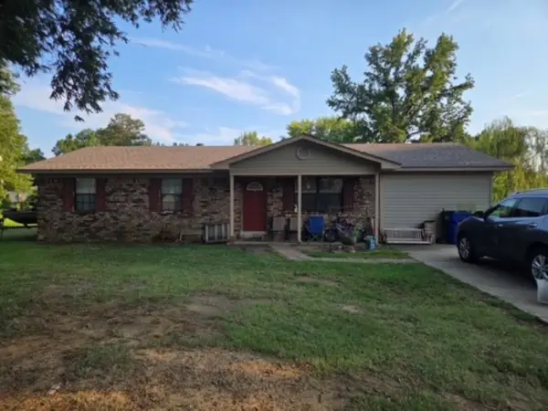 21 Roberts Street, Greenbrier, AR 72058