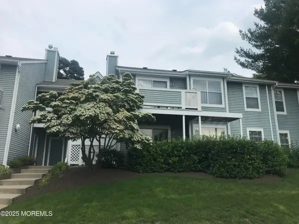 336 Sequoia Court, Howell, NJ 07731