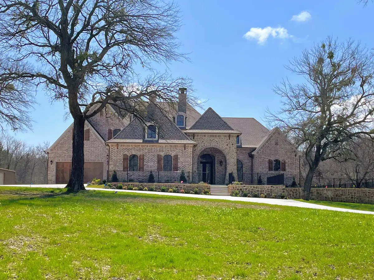 90 Woodland Hills Drive, Sherman, TX 75092 - #1