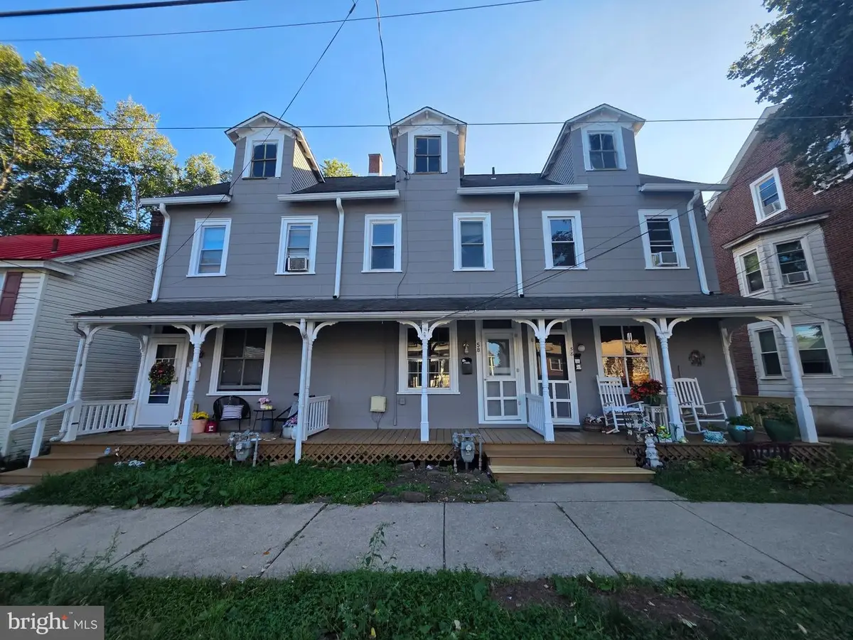 58 Pennsylvania Ave, Phoenixville, PA 19460 - #1