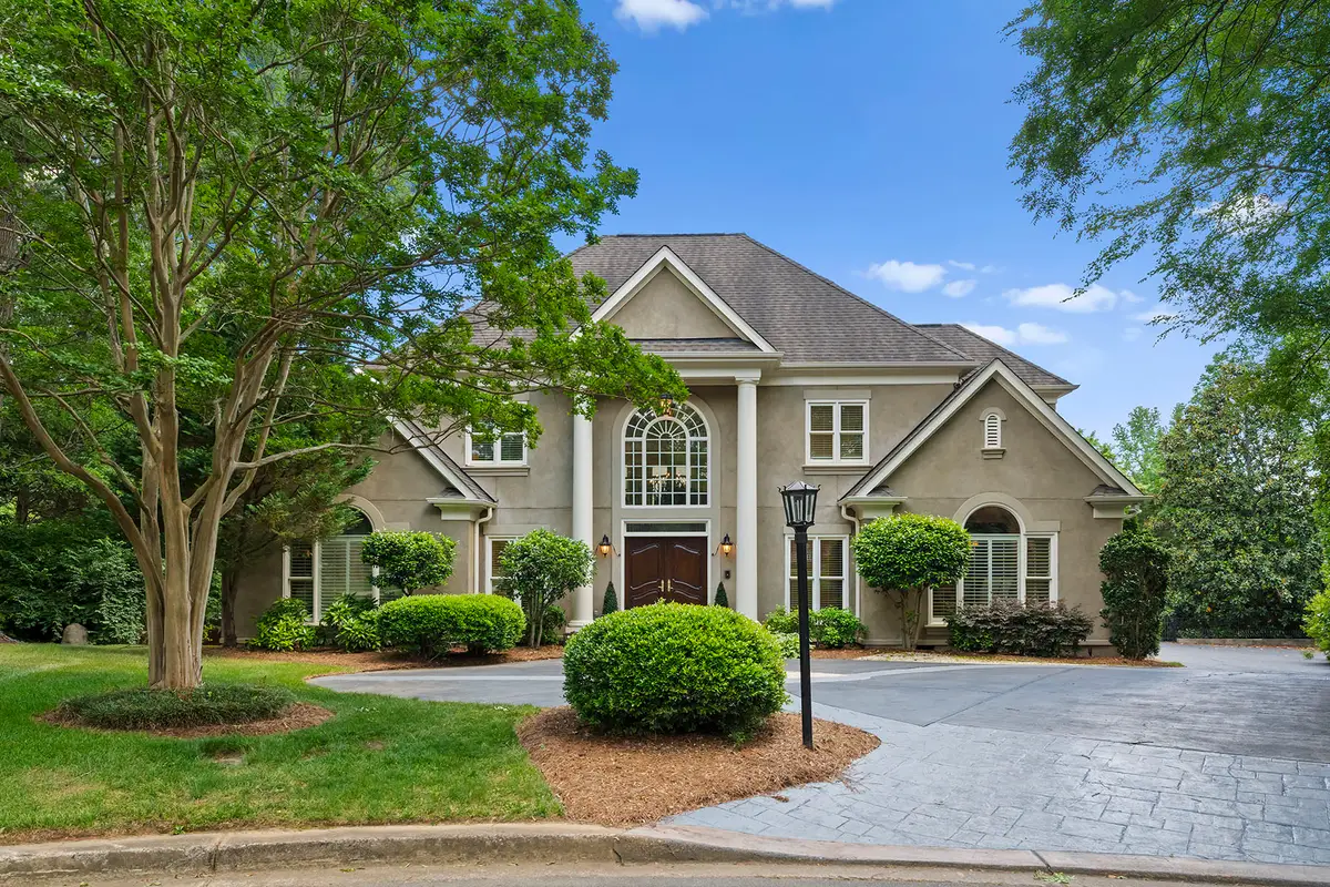 4429 Cameron Oaks Drive, Charlotte, NC 28211 - Image #1