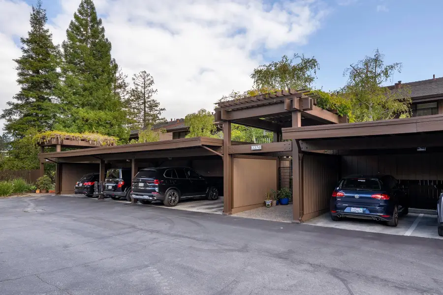 3374 La Mesa Drive #15, San Carlos, CA 94070 - #3