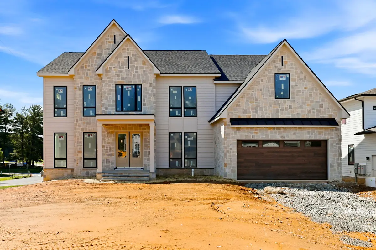 10801 Mason Hunt Ct, Reston, VA 20190 - #1