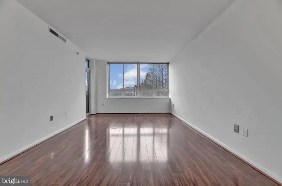 355 I Street SW #Unit 615, Washington, DC 20024 - #2
