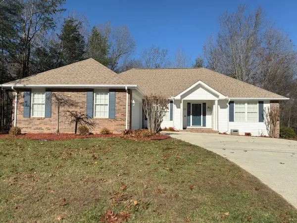 14 Brooks Lane, Crossville, TN 38558