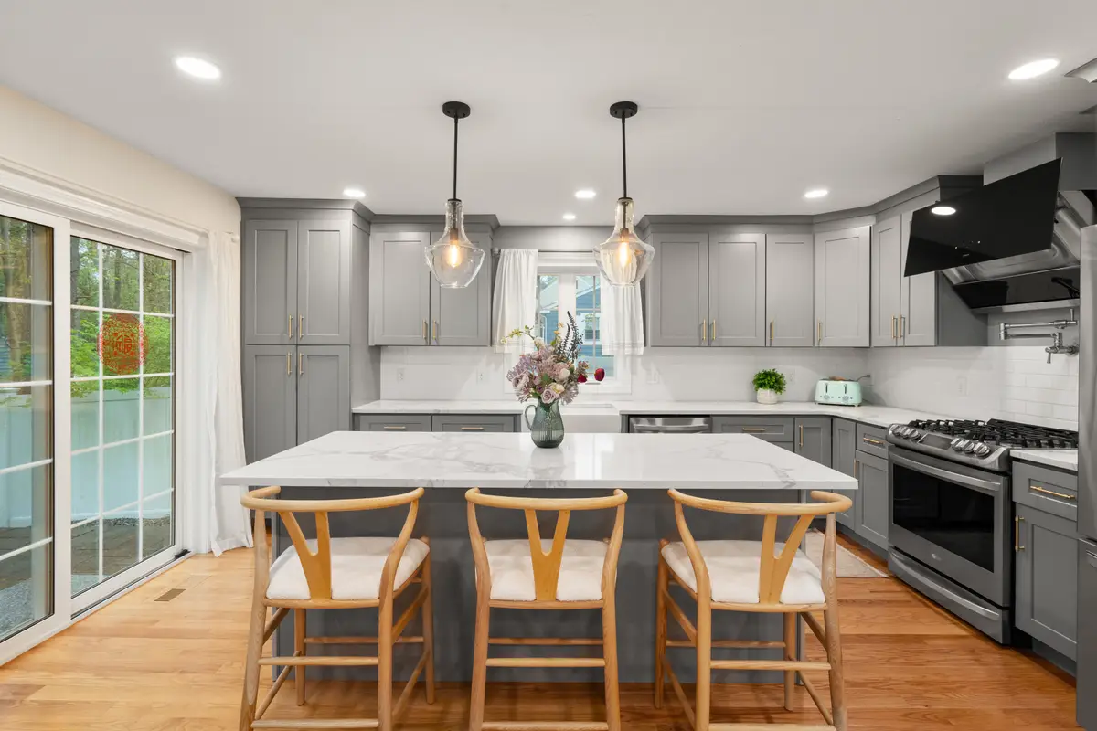 97 Batchelder Rd, Reading, MA 01867 - #1