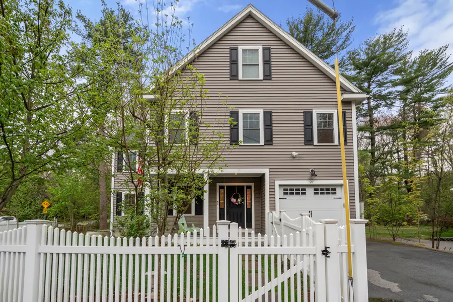 97 Batchelder Rd, Reading, MA 01867 - #2